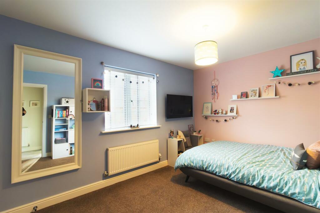 Additional property image - Long Hassocks, Rugby