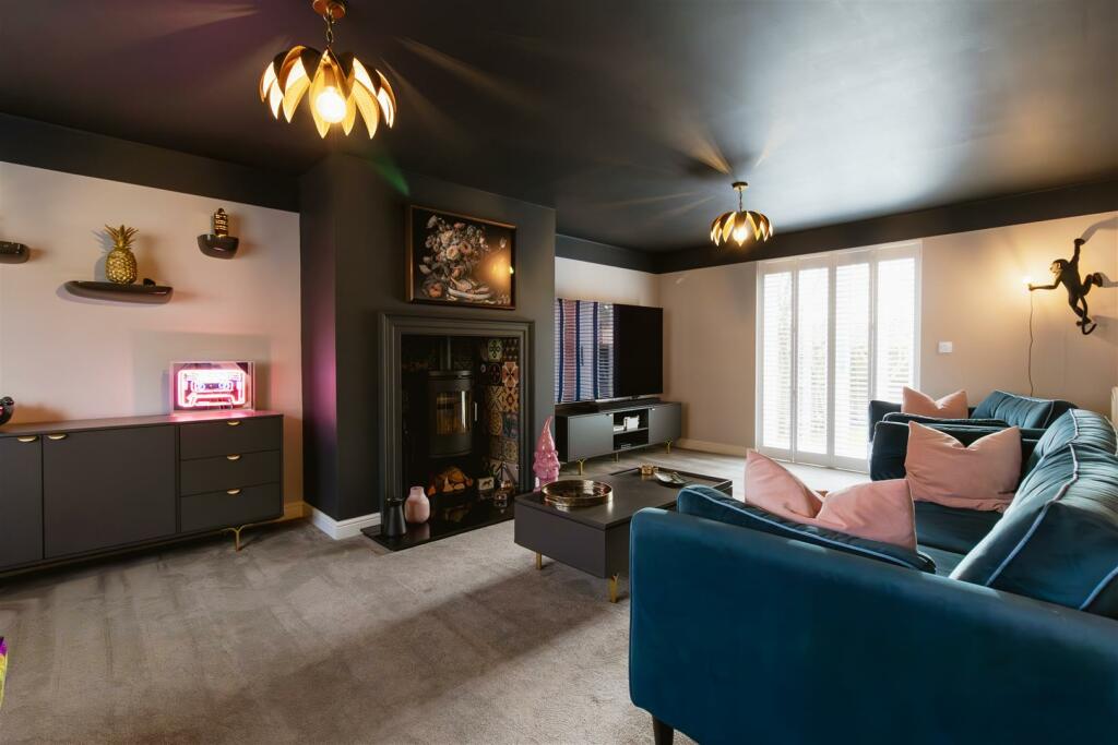 Additional property image - Long Hassocks, Rugby