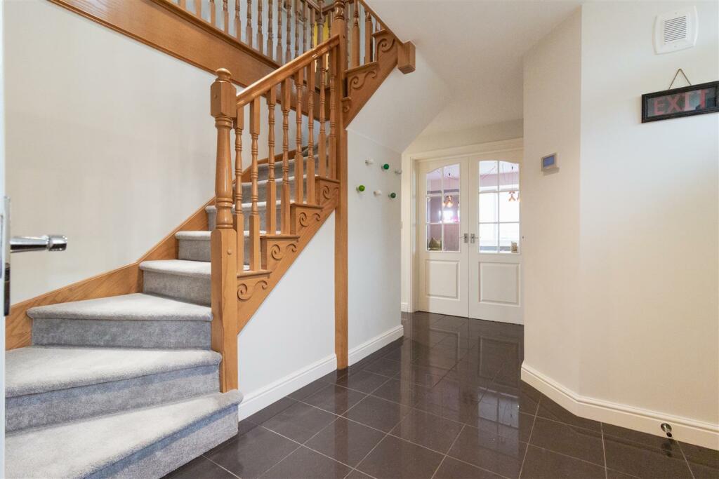 Additional property image - Long Hassocks, Rugby