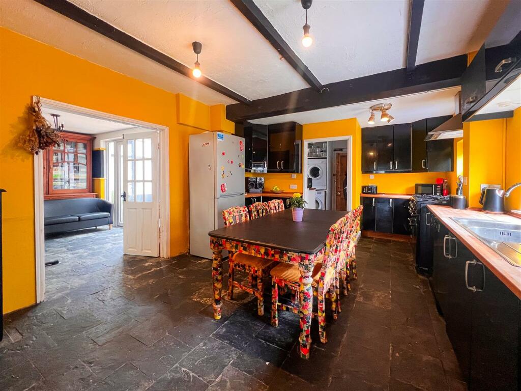 Additional property image - The Poplars, Napton, Southam