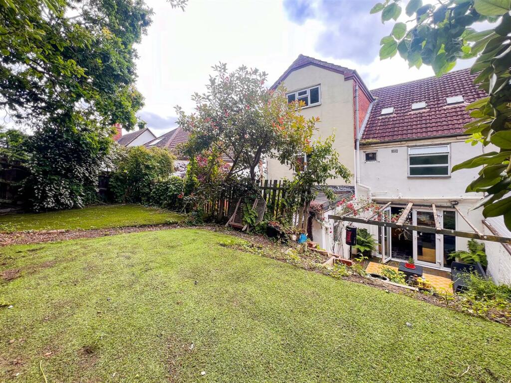 Additional property image - The Poplars, Napton, Southam