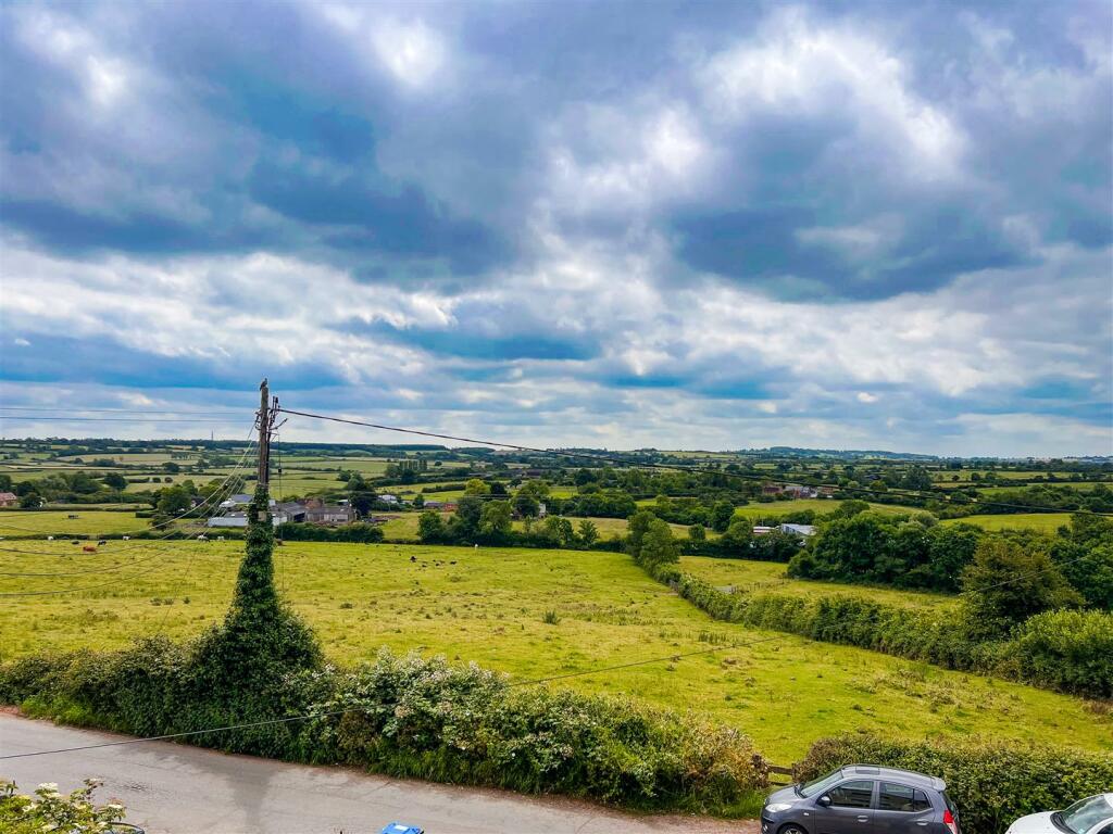 Additional property image - The Poplars, Napton, Southam