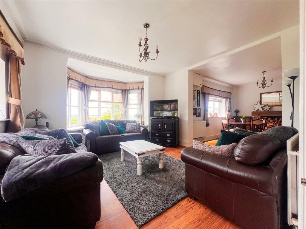 Additional property image - The Poplars, Napton, Southam