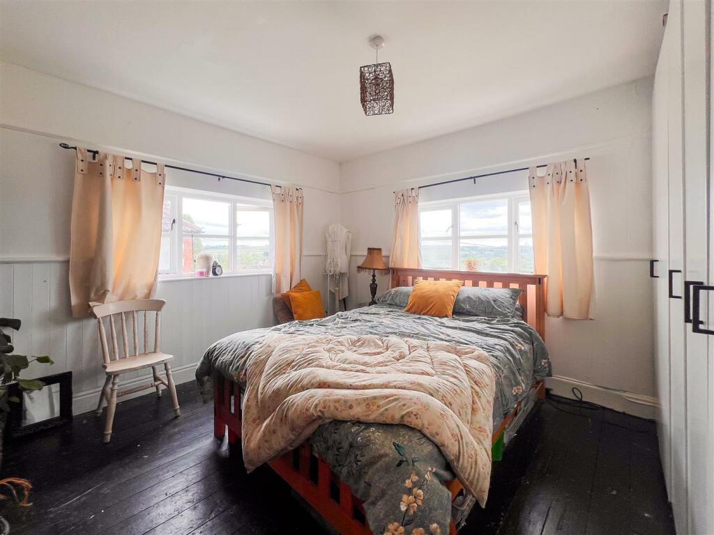 Additional property image - The Poplars, Napton, Southam