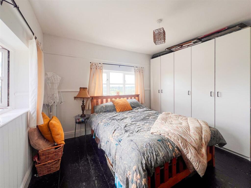 Additional property image - The Poplars, Napton, Southam