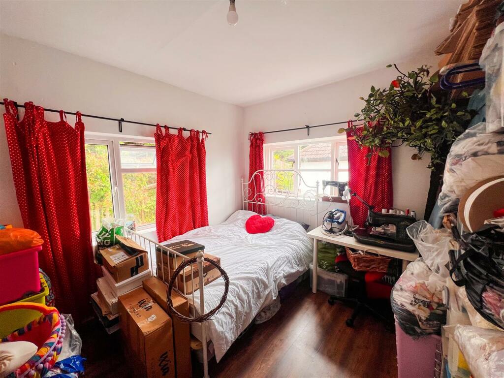Additional property image - The Poplars, Napton, Southam