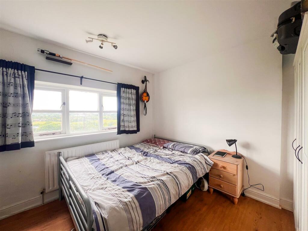 Additional property image - The Poplars, Napton, Southam