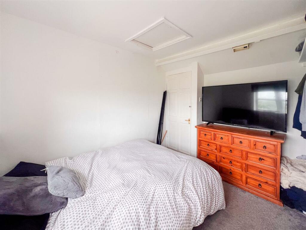 Additional property image - The Poplars, Napton, Southam