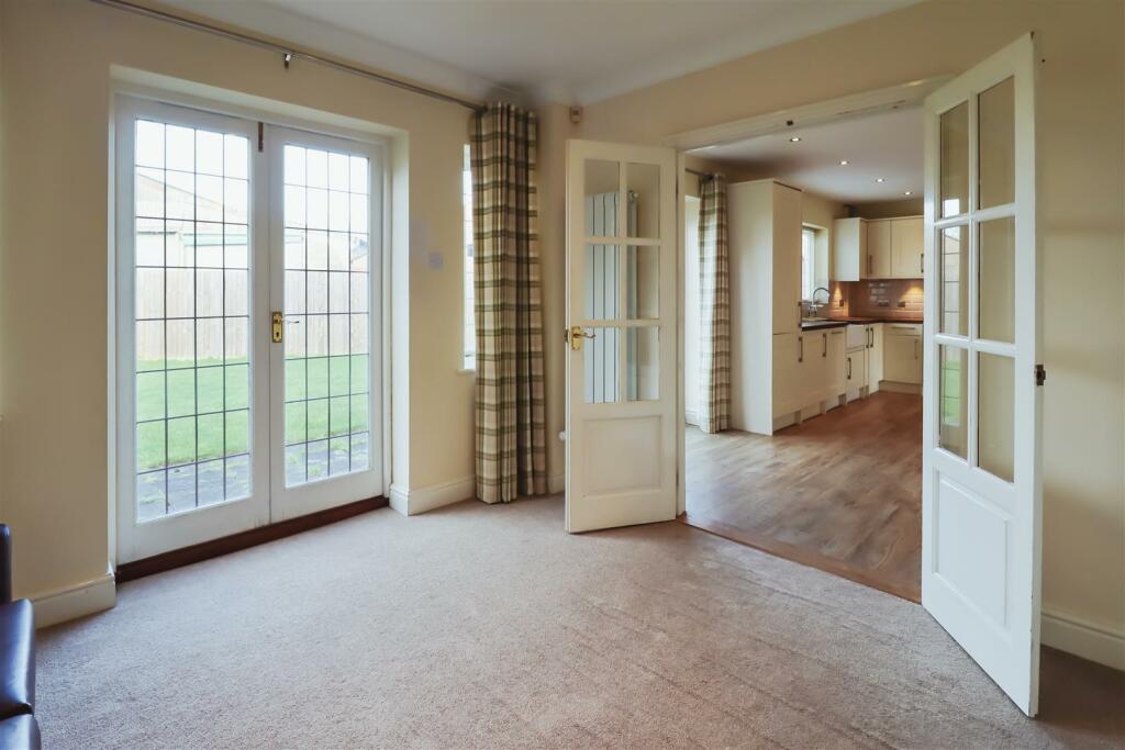 Additional property image - Turvins Meadow, Priors Marston, Southam