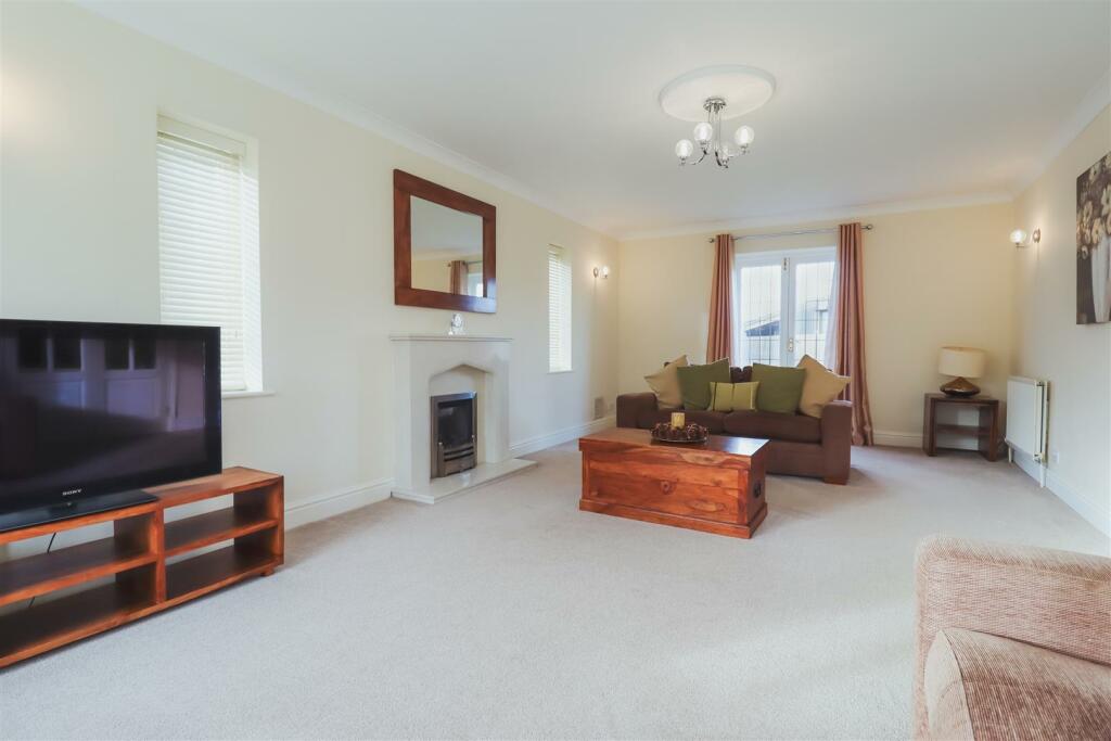 Additional property image - Turvins Meadow, Priors Marston, Southam