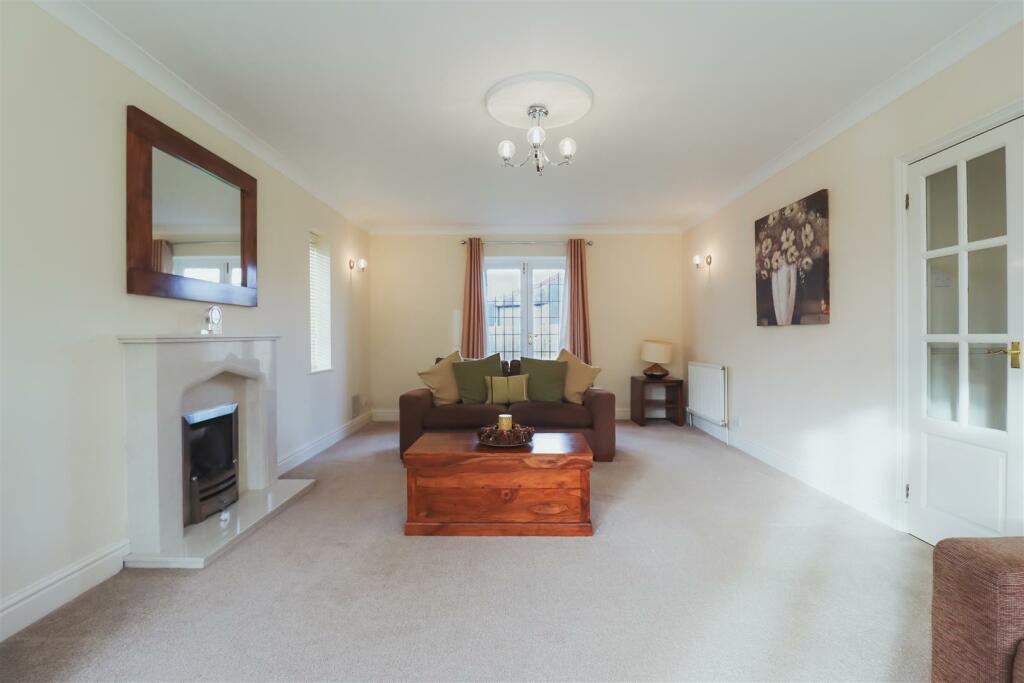 Additional property image - Turvins Meadow, Priors Marston, Southam
