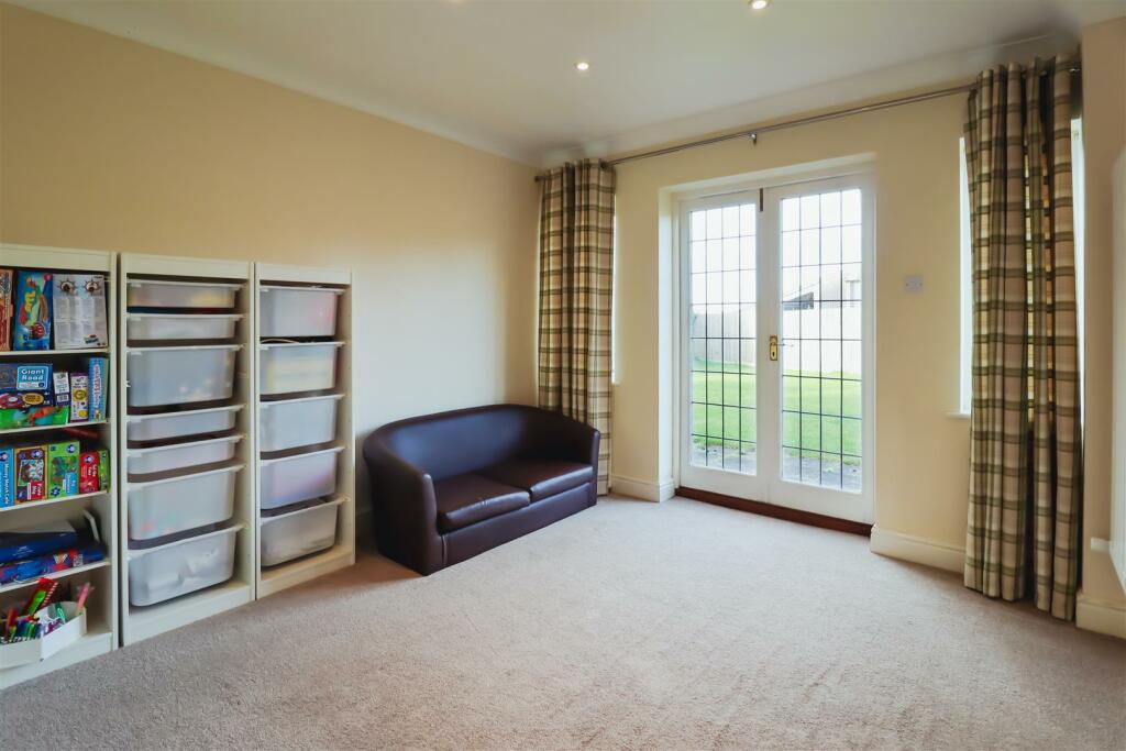 Additional property image - Turvins Meadow, Priors Marston, Southam