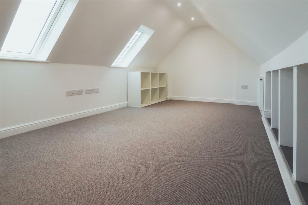 Additional property image - Turvins Meadow, Priors Marston, Southam