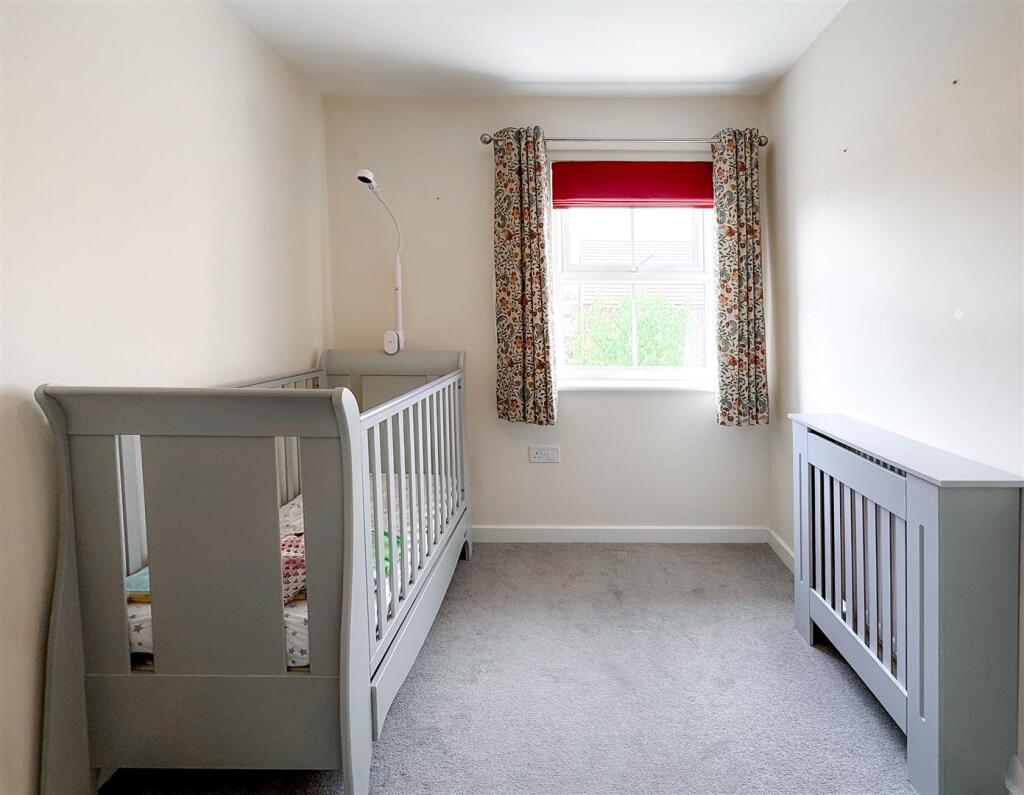 Additional property image - Meadow Drive, Long Itchington, Southam