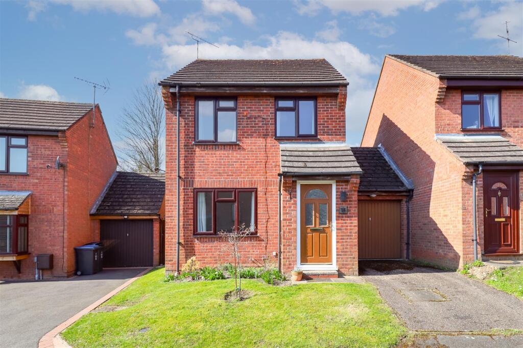 Main image of property: Butchers Close, Bishops Itchington, Southam