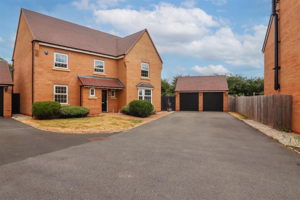 Main image of property: Gorse Corner, Long Itchington