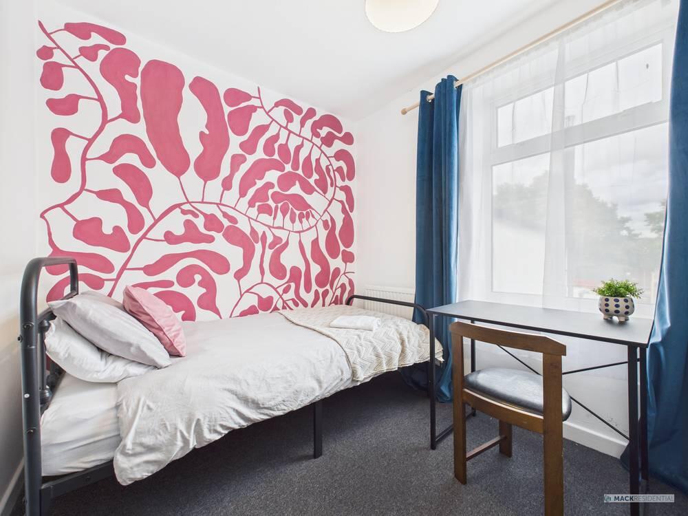 Main image of property: Room 5 Granville Street