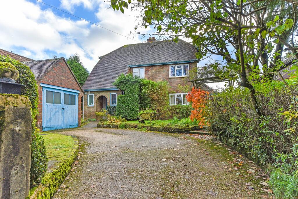 3 bedroom detached house for sale in Church Lane, Grayshott, Hindhead