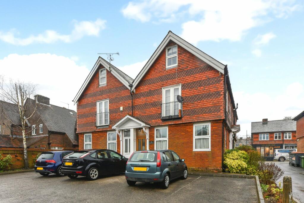 3 bedroom for sale in Jubilee Lane, Grayshott, Hindhead