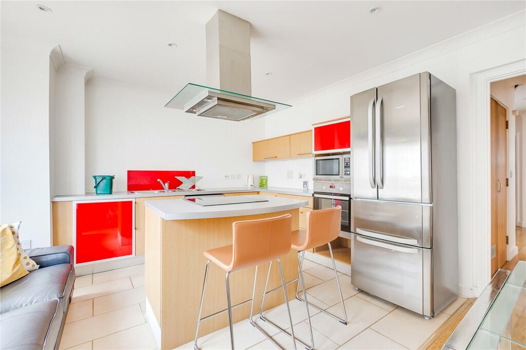 3 bedroom apartment for rent in Northpoint Square, London, NW1
