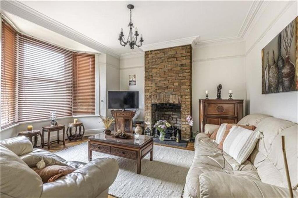 Additional image 3 of St Michaels Road, YEOVIL