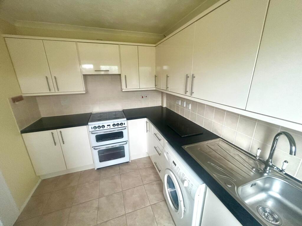 Additional image 4 of Redwood Road, YEOVIL