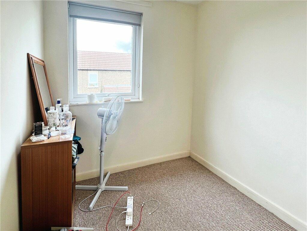 Additional property image - Coggeshall Close, Cambridge, Cambridgeshire