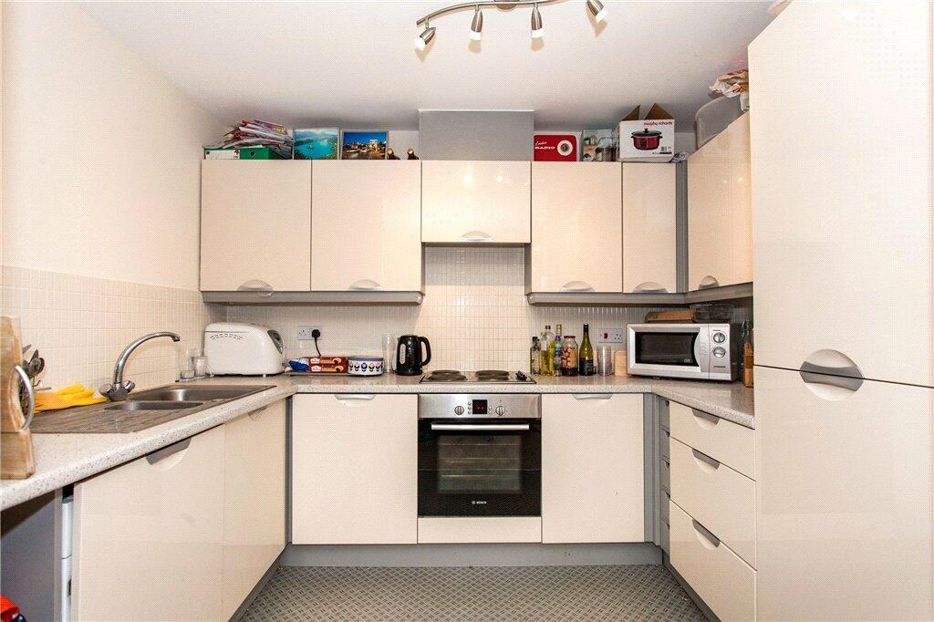 Additional property image - Warren Close, Cambridge, Cambridgeshire