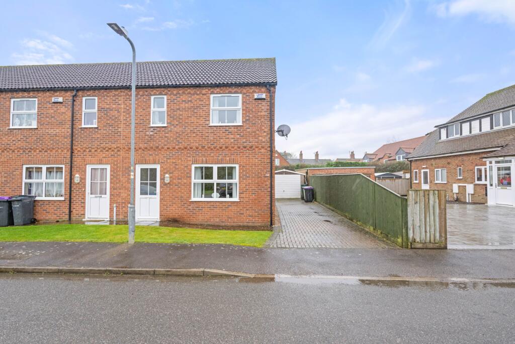 3 bedroom end of terrace house for sale in Grace Swan Close, Spilsby, PE23
