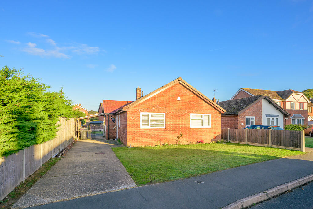 Main image of property: Read Way, Lincolnshire, Coningsby, LN4