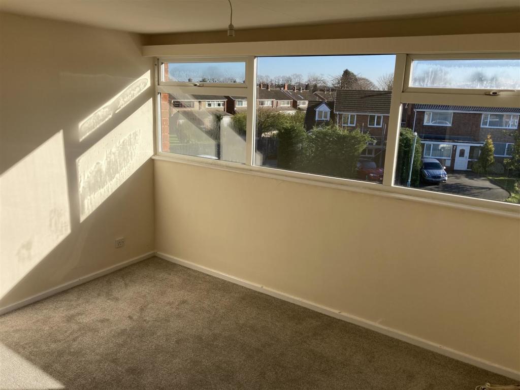 3 bedroom apartment for sale in Leomansley View, Lichfield, WS13