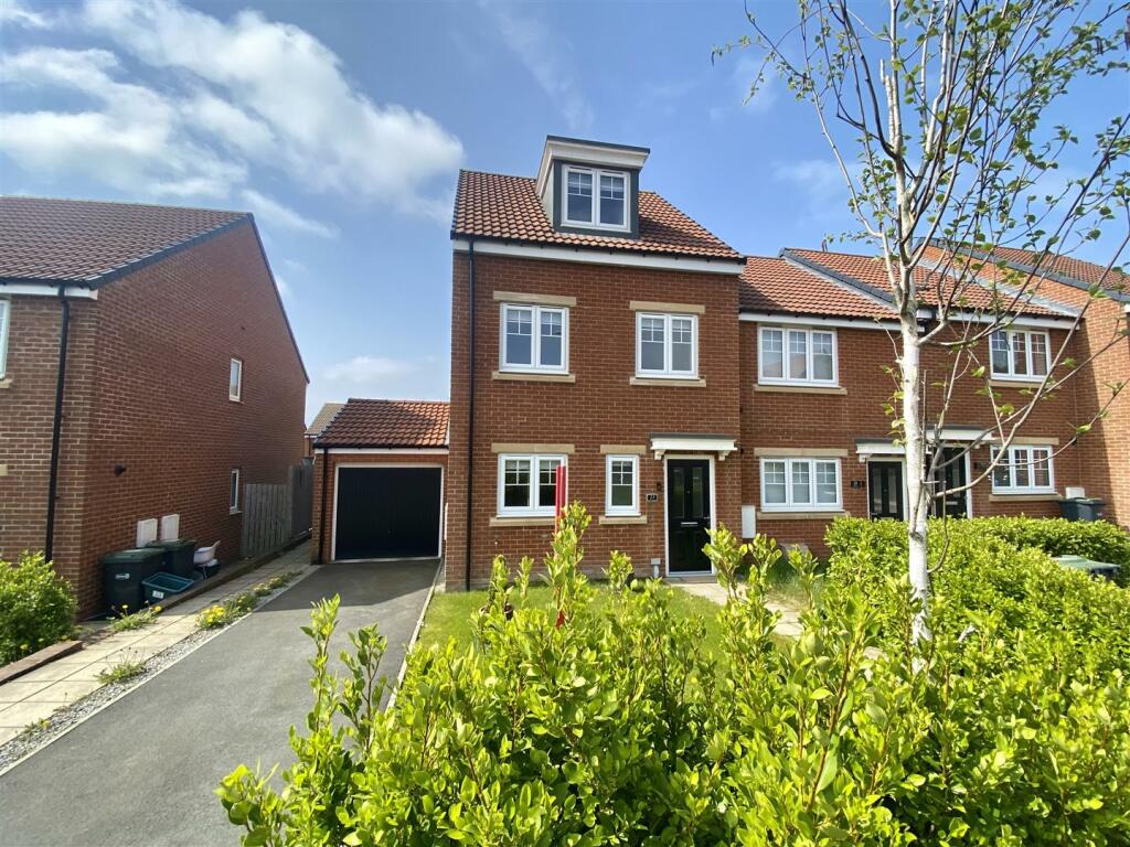 3 bedroom semidetached house for sale in Welby Way, Coxhoe, Durham, DH6