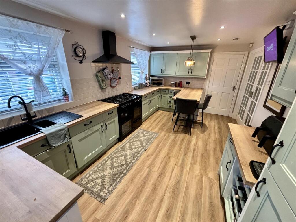 Additional property image - Melrose Cottage, Langley Moor, Durham