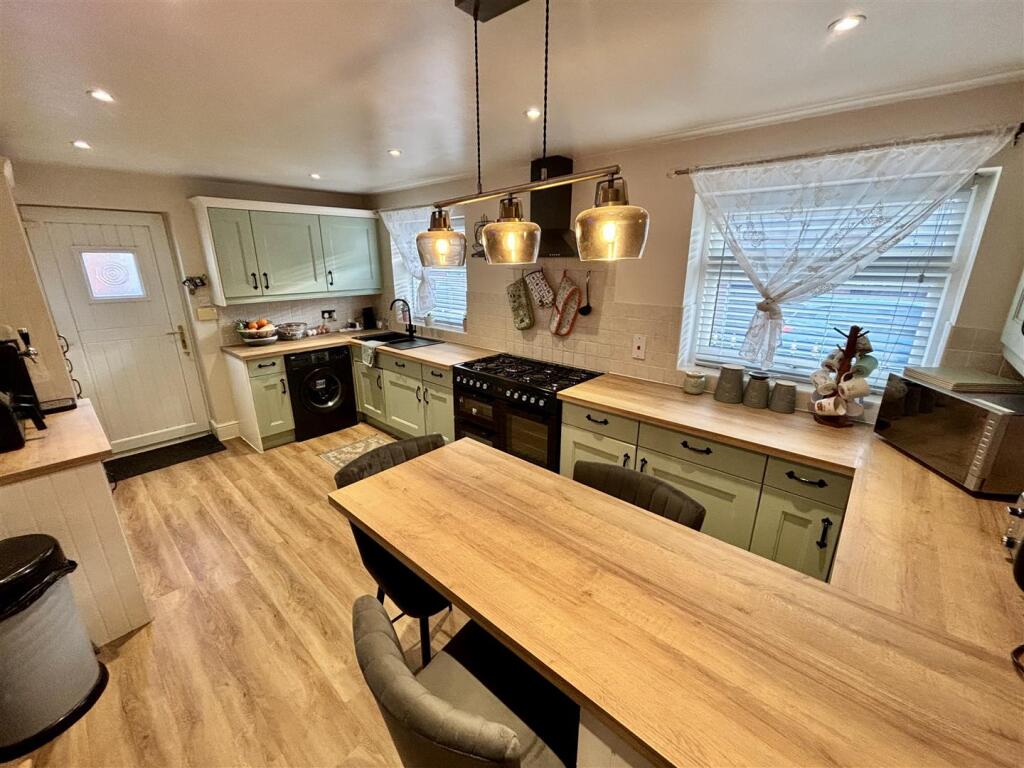 Additional property image - Melrose Cottage, Langley Moor, Durham