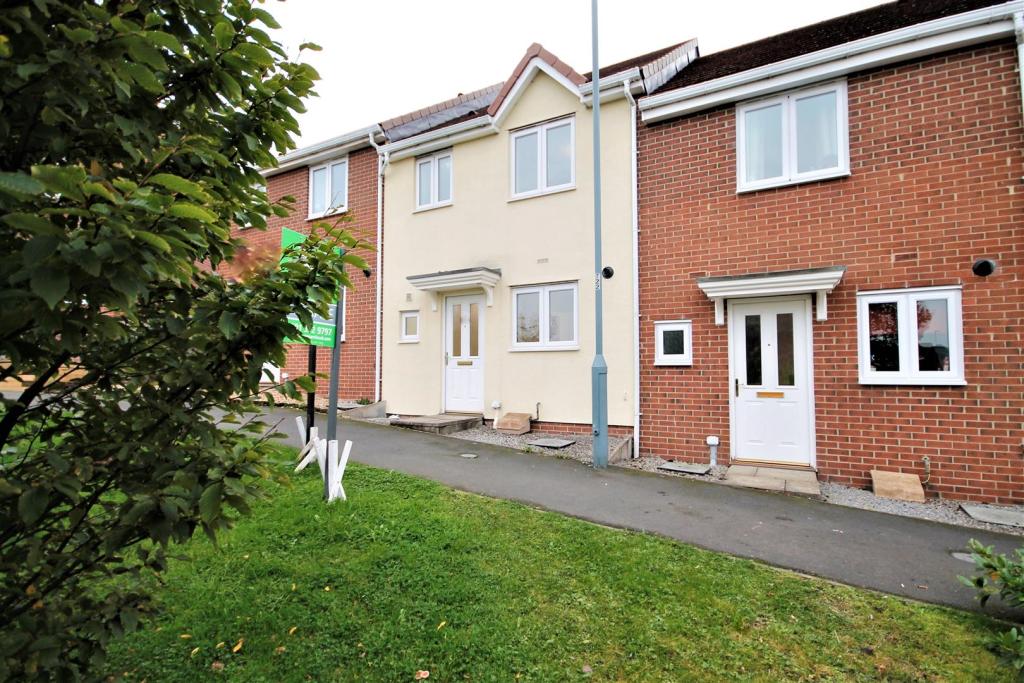 3 bedroom terraced house for sale in Hilltop Walk, Langley Park, Durham