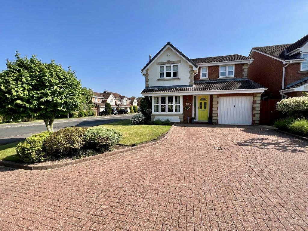 4 bedroom detached house for sale in Lesbury Close, Chester Le Street