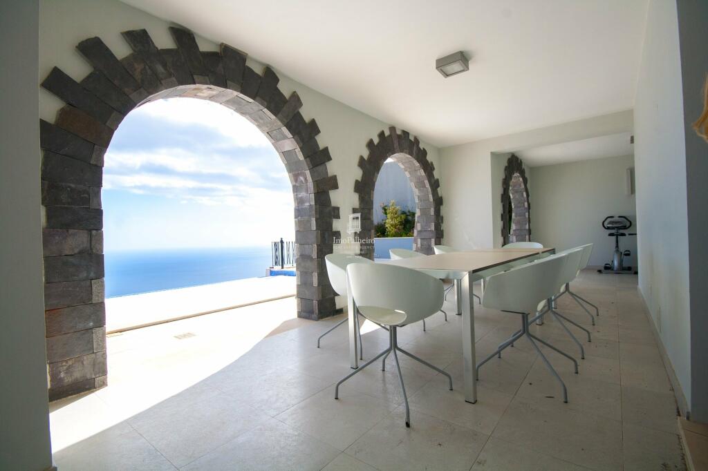Villa for sale in Madeira, Funchal