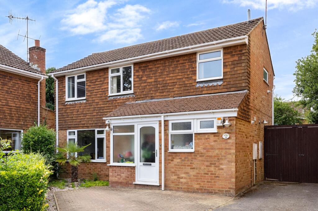 Main image of property: Ferndown, Horley, RH6