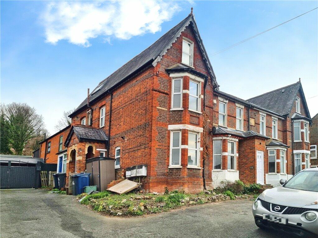 Studio apartment for sale in West Road, High