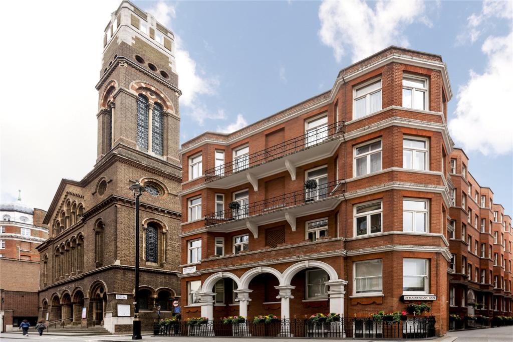 2 bedroom apartment for rent in Buckingham Gate, Westminster, London, SW1E