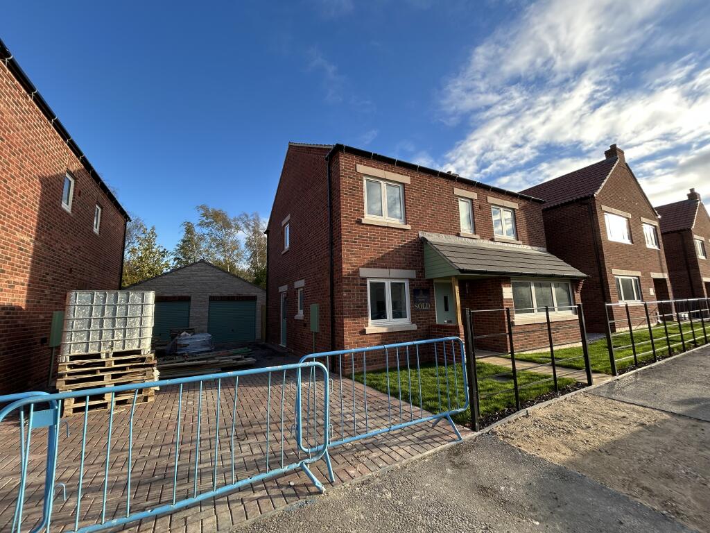 Main image of property: Royal Meadow, Leadenham