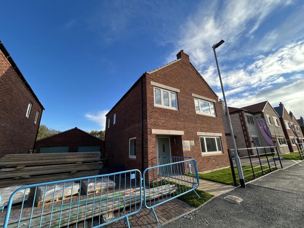 Main image of property: Royal Meadow, Leadenham