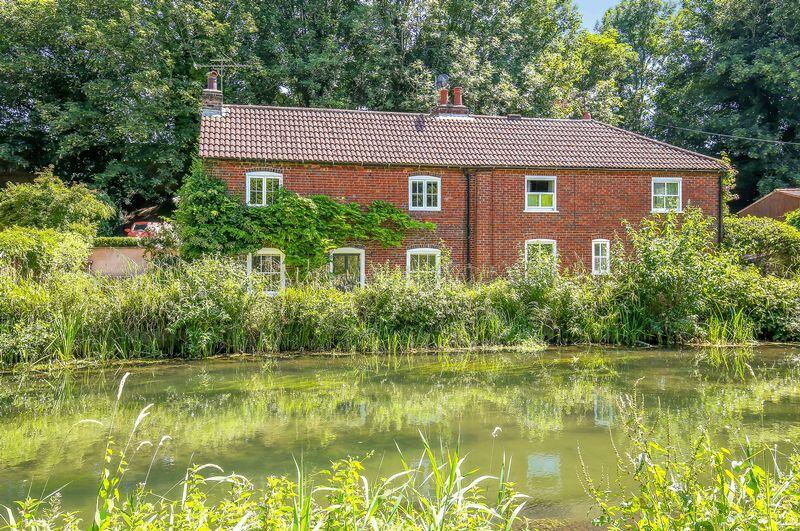 Main image of property: Domum Road, Central Winchester