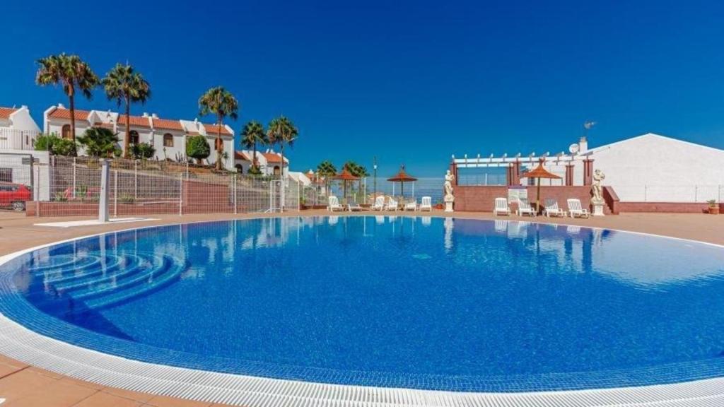 1 bedroom apartment for sale in Canary Islands, Tenerife, Torviscas, Spain