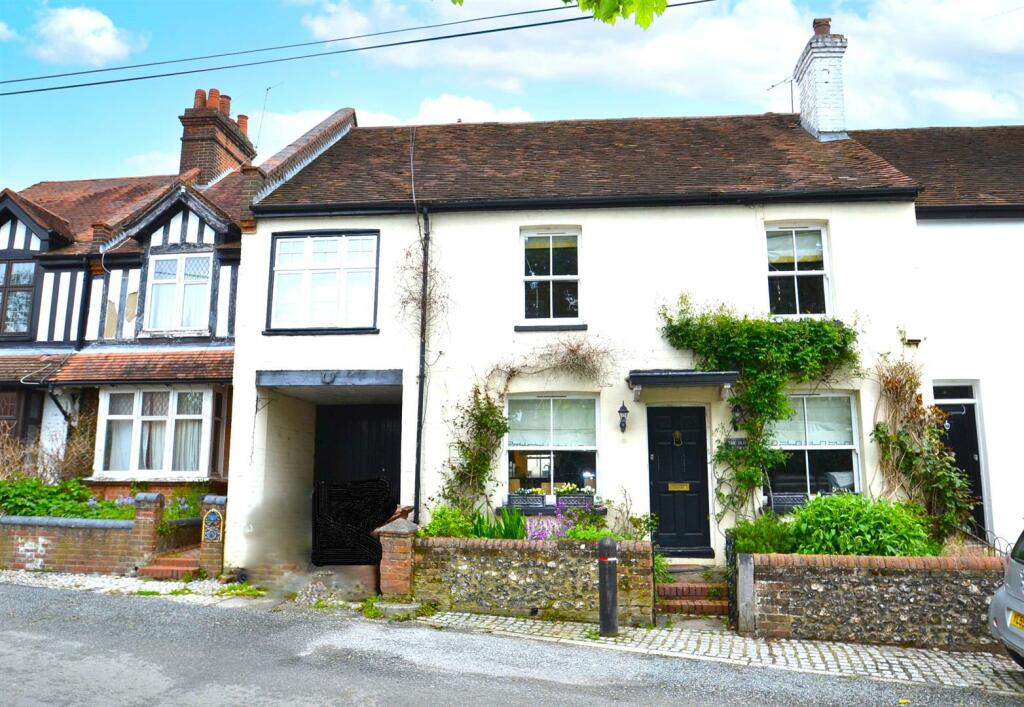 4 bedroom terraced house for sale in Grange Lane, Letchmore Heath