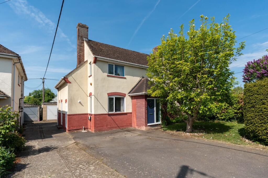 Main image of property: Stonhouse Crescent, Radley, OX14