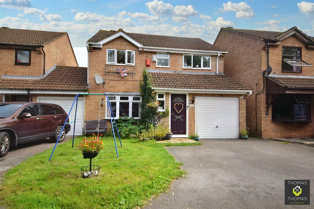 4 bedroom detached house for sale in Lower Meadow, Quedgeley, GL2