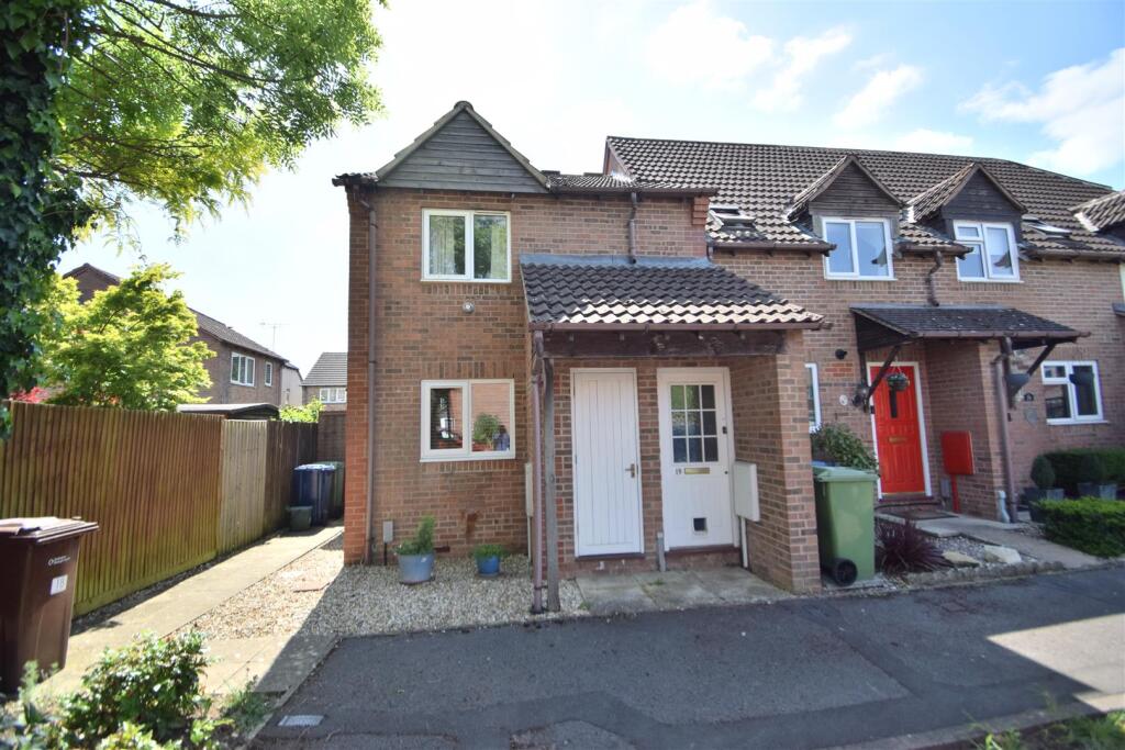 Main image of property: Leacey Mews, Churchdown