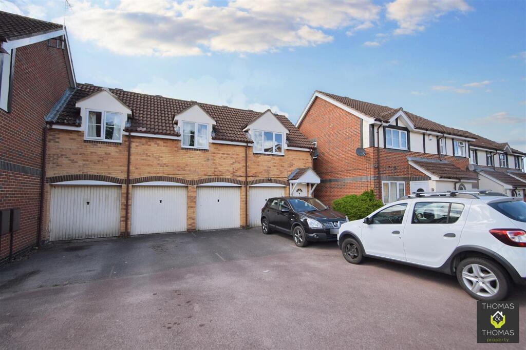 Main image of property: Oatfield, Quedgeley