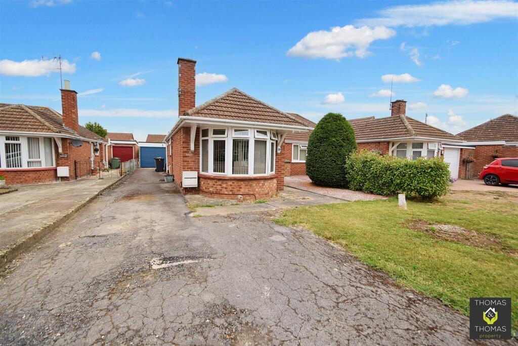 Main image of property: Laura Close, Longlevens